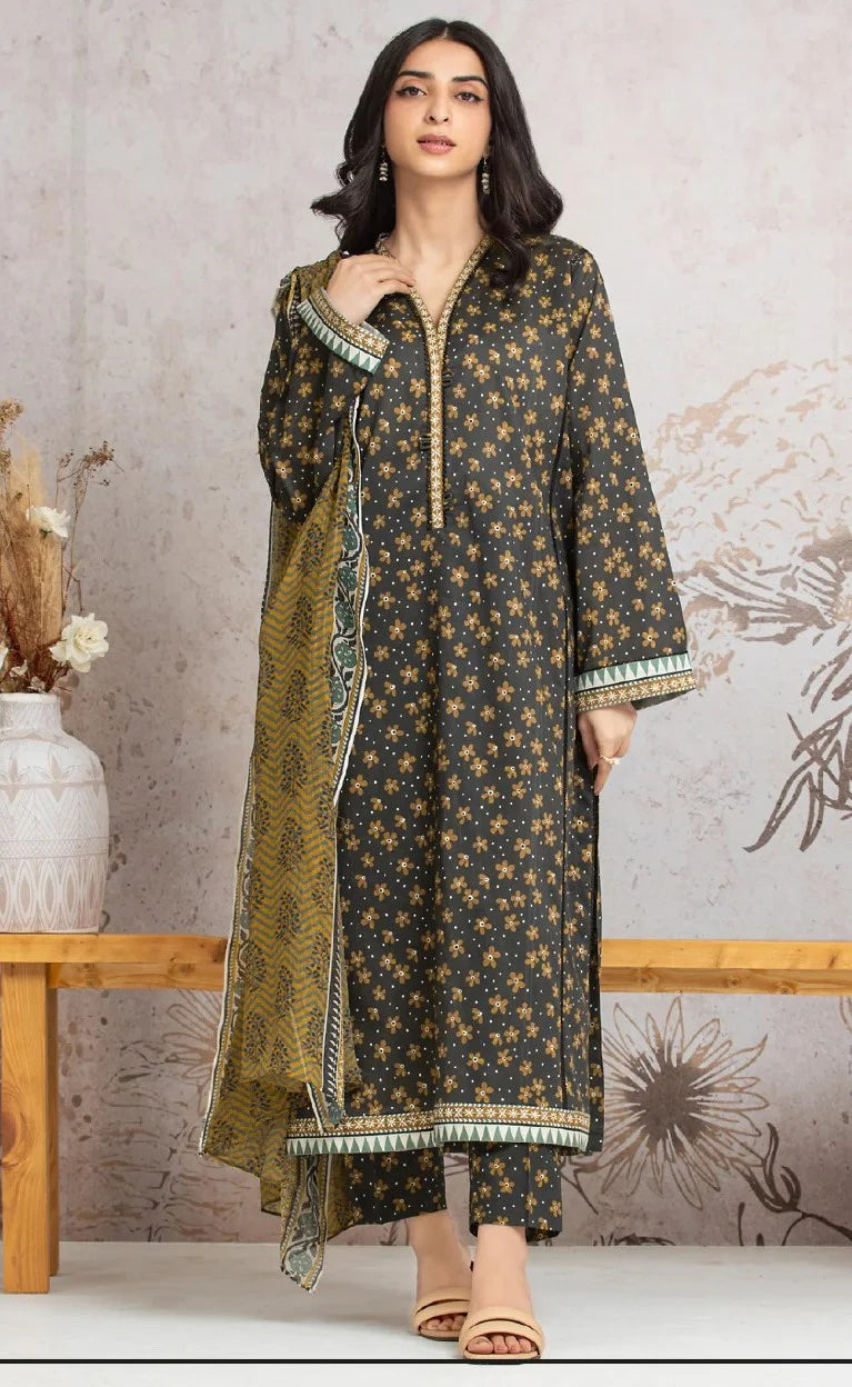 Khaddar 3PC Edenrobe Allure