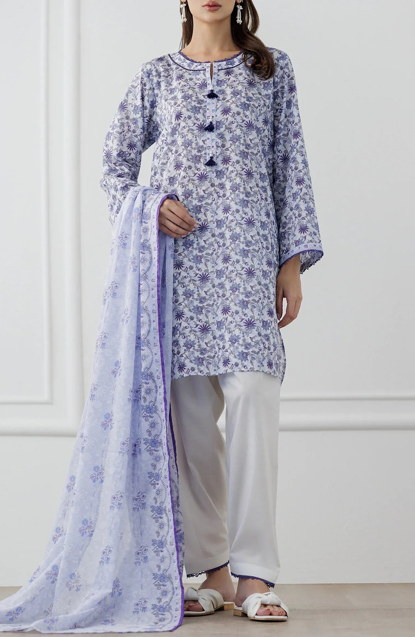 ORIENT PRIENTED LINEN