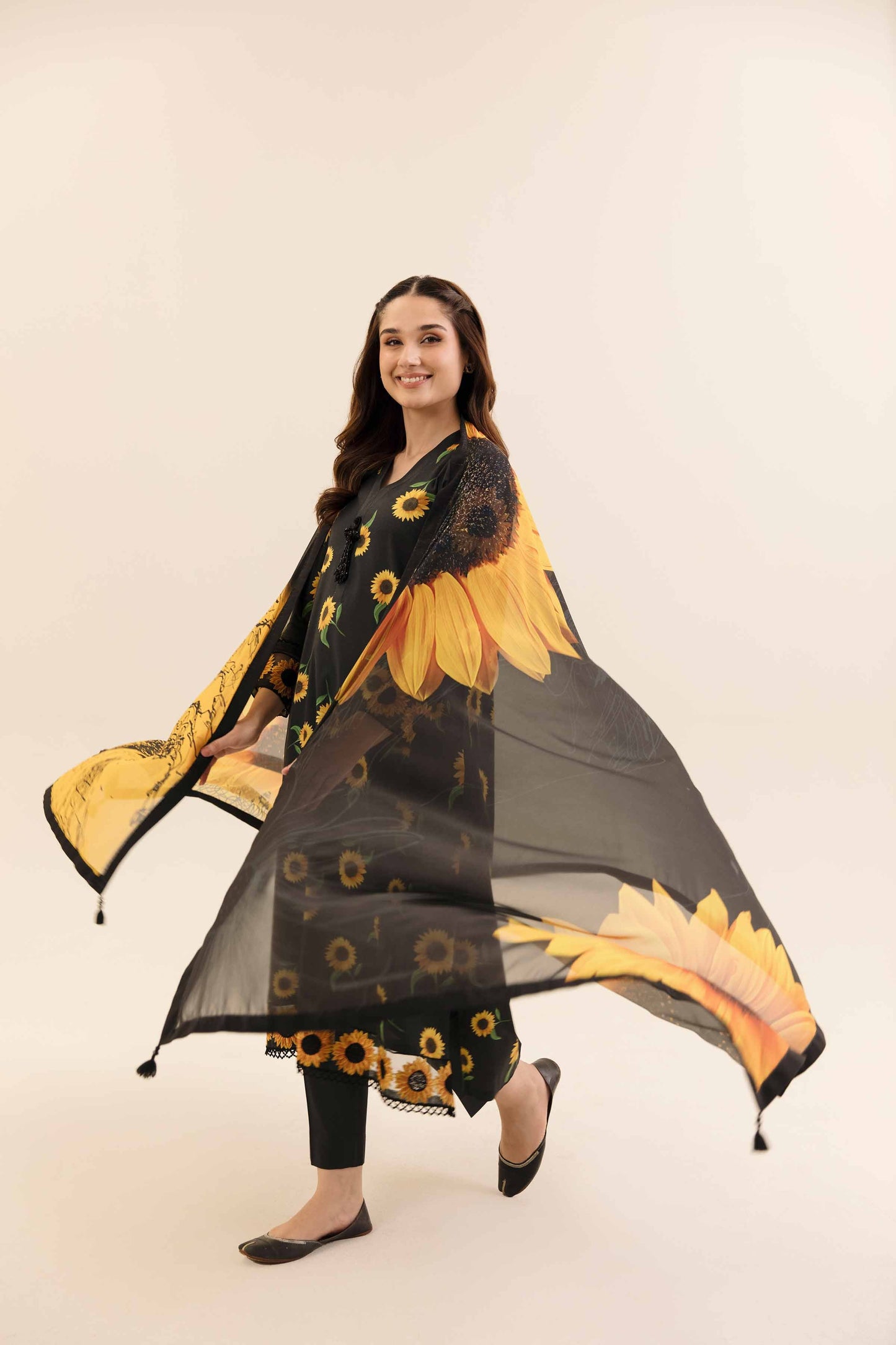 NISHAT KHADDAR 3PC