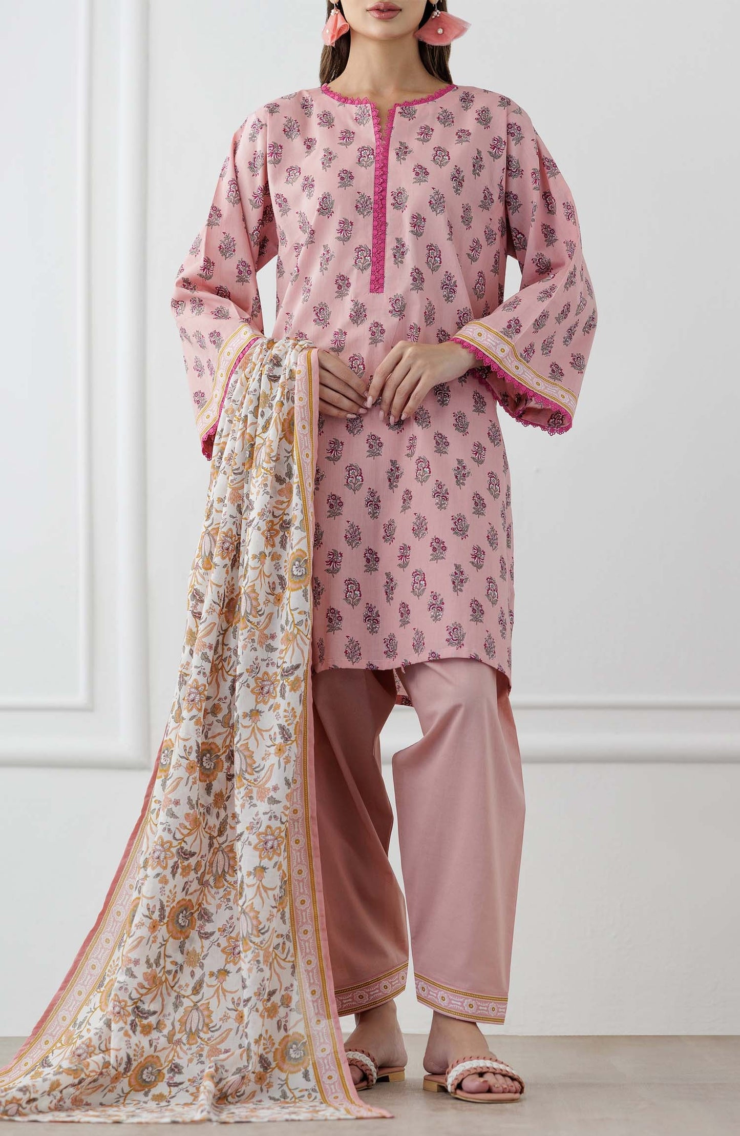 ORIENT PRIENTED LINEN