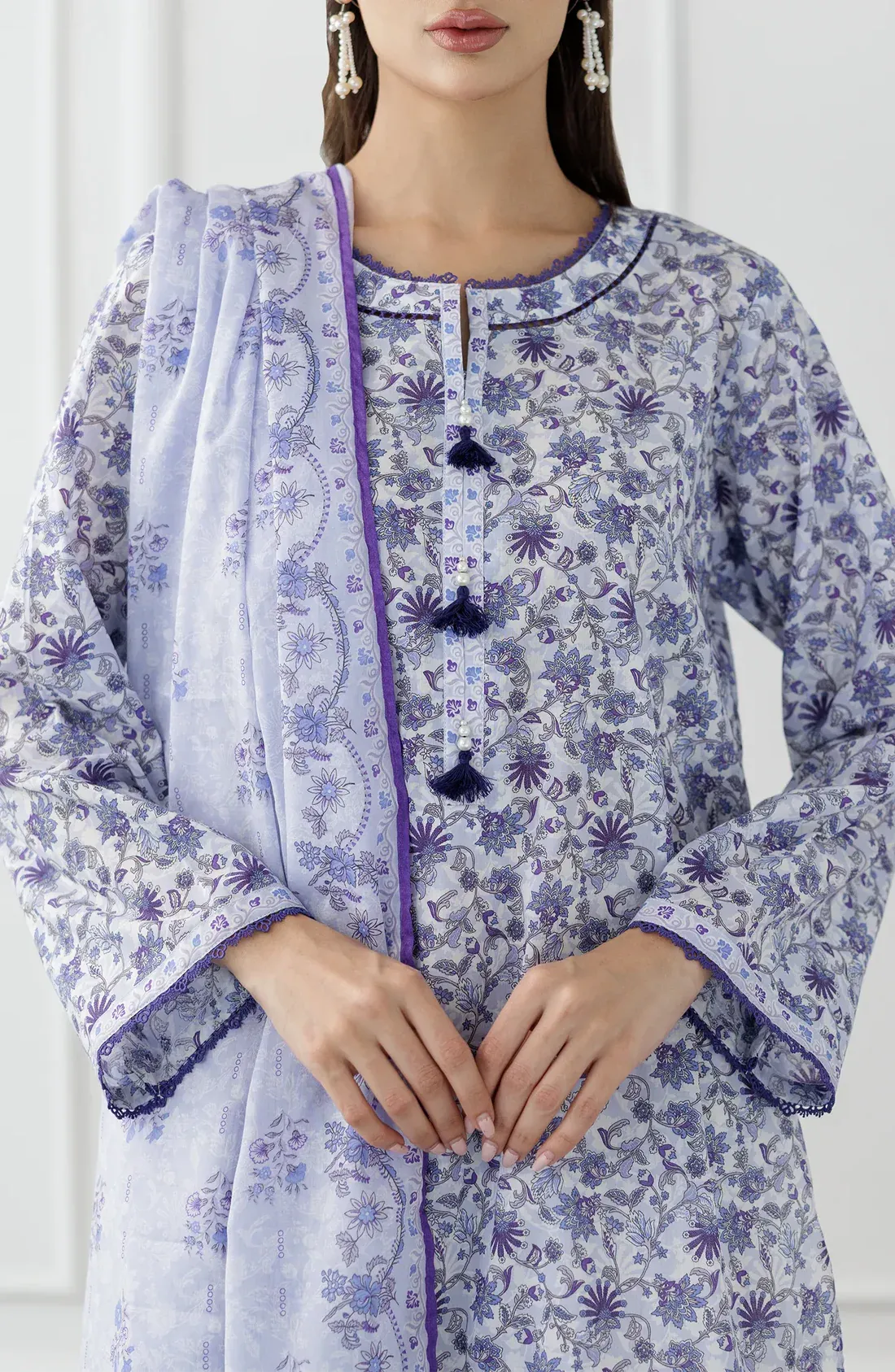 ORIENT PRIENTED LINEN